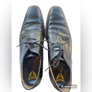 Michael Toschi Men’s Romeo split Toe Black Leather dress shoe size 11